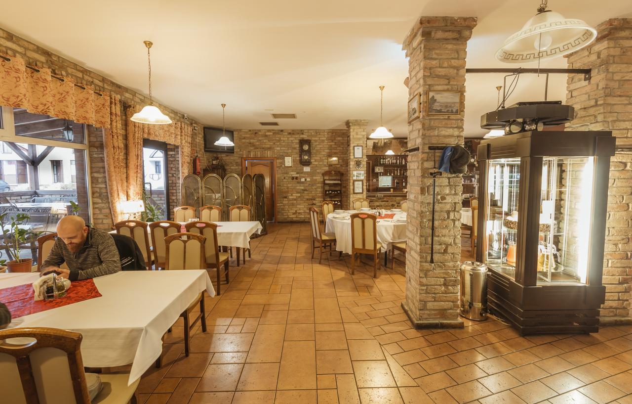 Hotel Bastion كوسترزين ناد أودري المظهر الخارجي الصورة