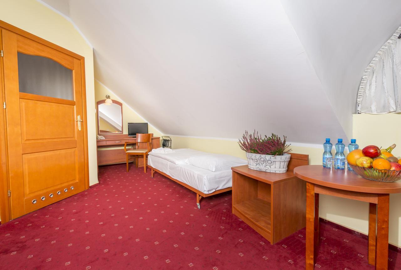 Hotel Bastion كوسترزين ناد أودري المظهر الخارجي الصورة